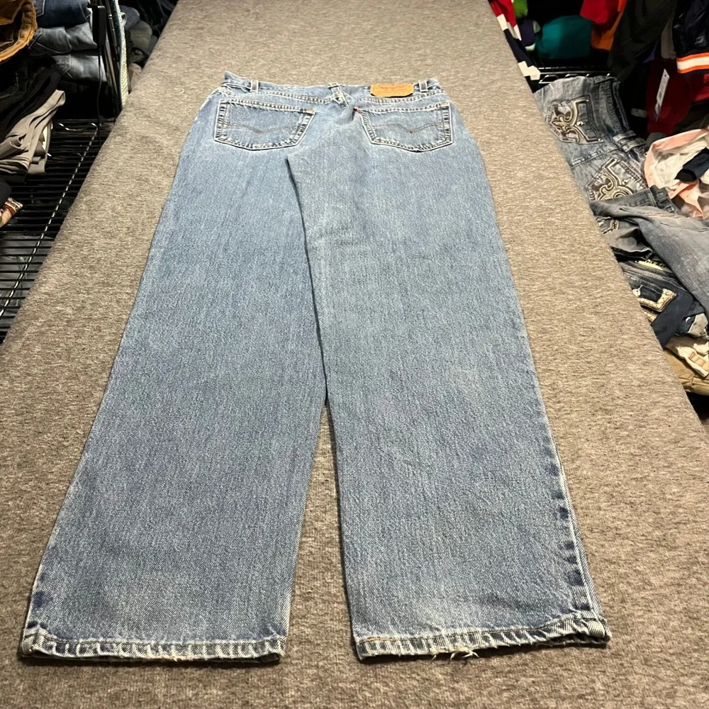 Vintage Levis 550 Mens 34x34 Relaxed Fit Tapered Leg Medium Wash Blue Jeans 90s